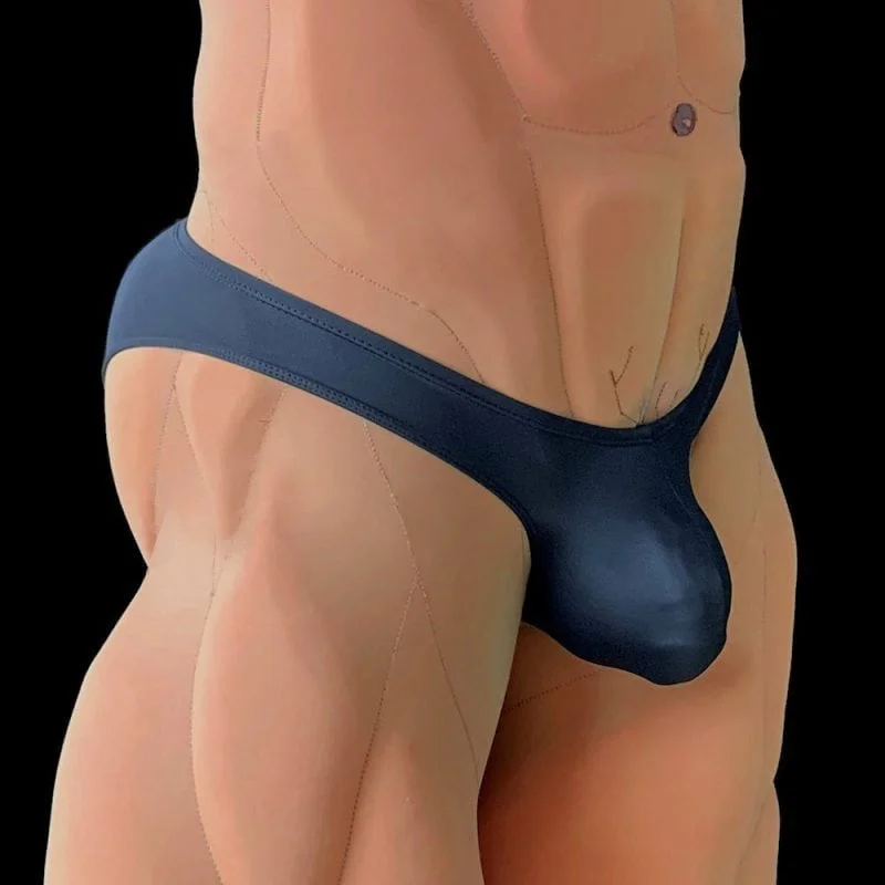4cm Poser Athletic Seat in Matte Black